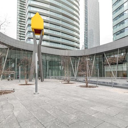 Marvelous Apartments In The Heart Of Toronto Exteriör bild