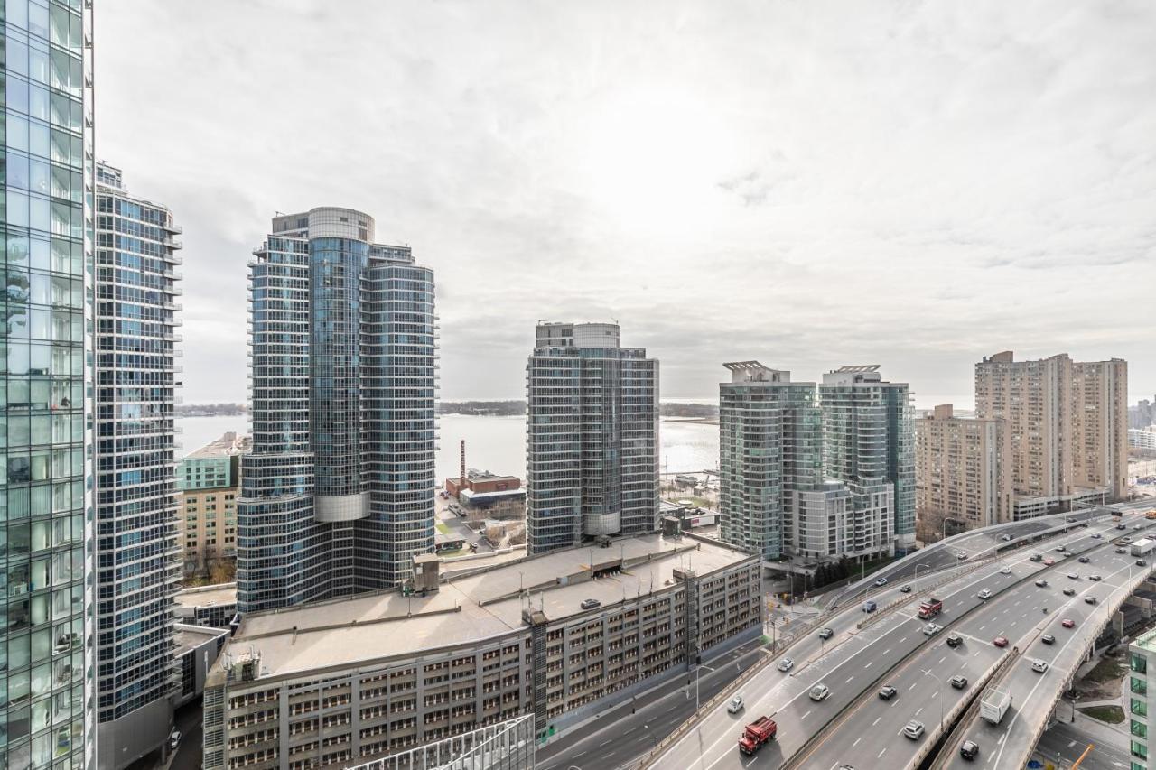 Marvelous Apartments In The Heart Of Toronto Exteriör bild