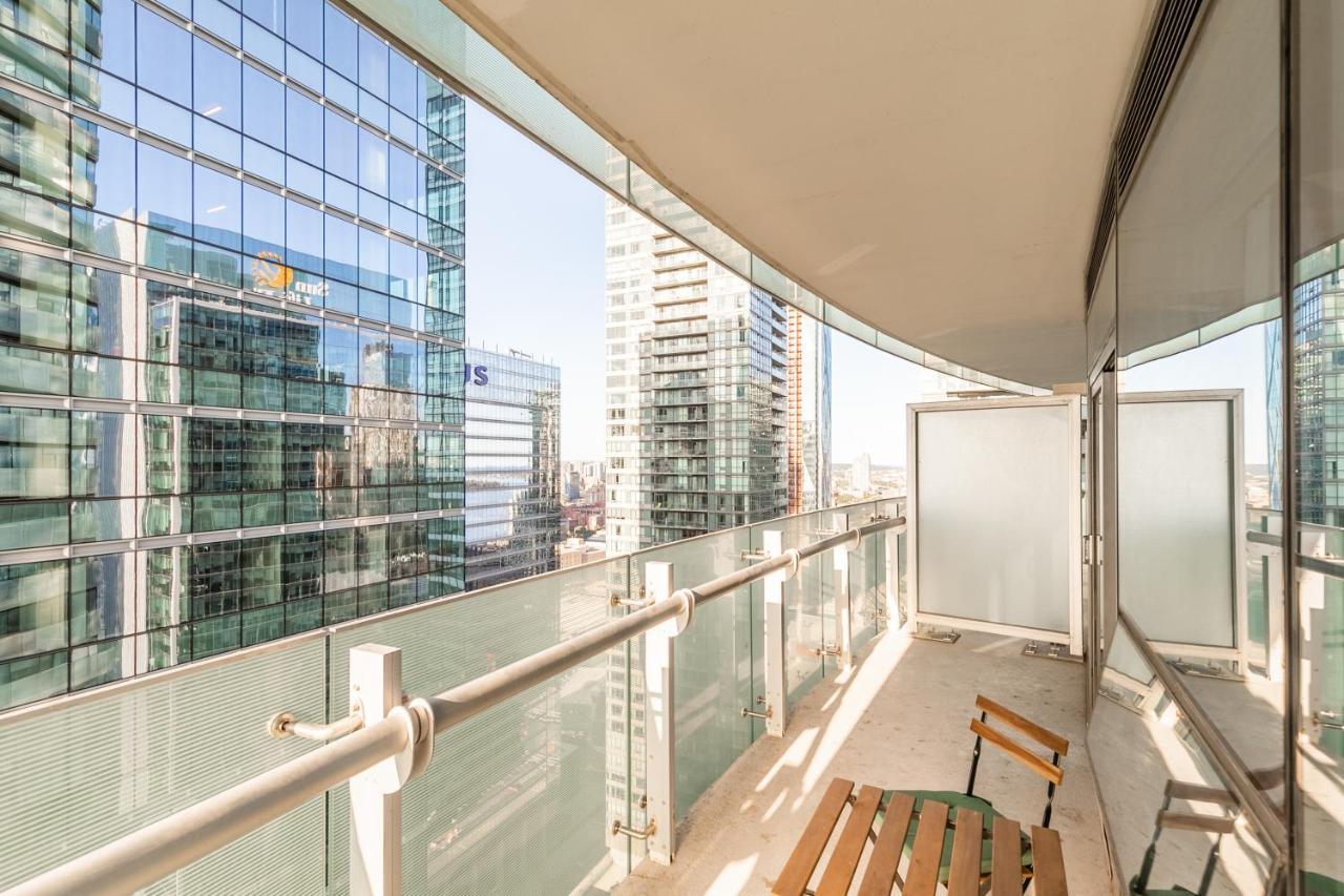 Marvelous Apartments In The Heart Of Toronto Exteriör bild