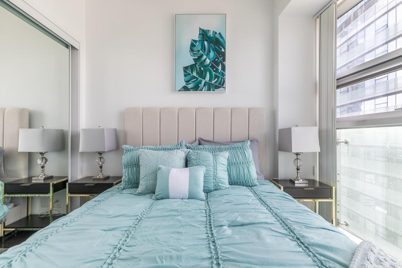 Marvelous Apartments In The Heart Of Toronto Exteriör bild