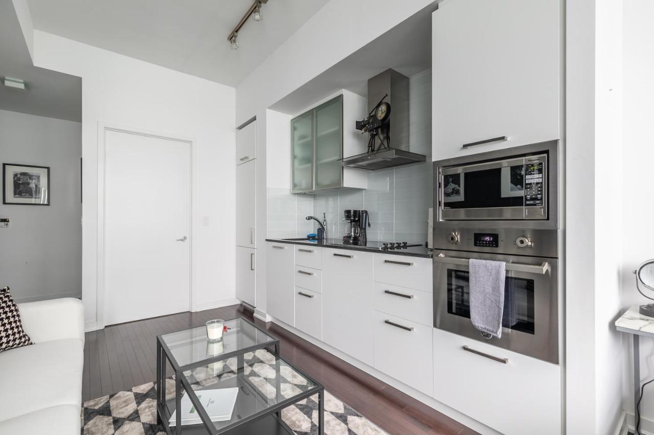 Marvelous Apartments In The Heart Of Toronto Exteriör bild
