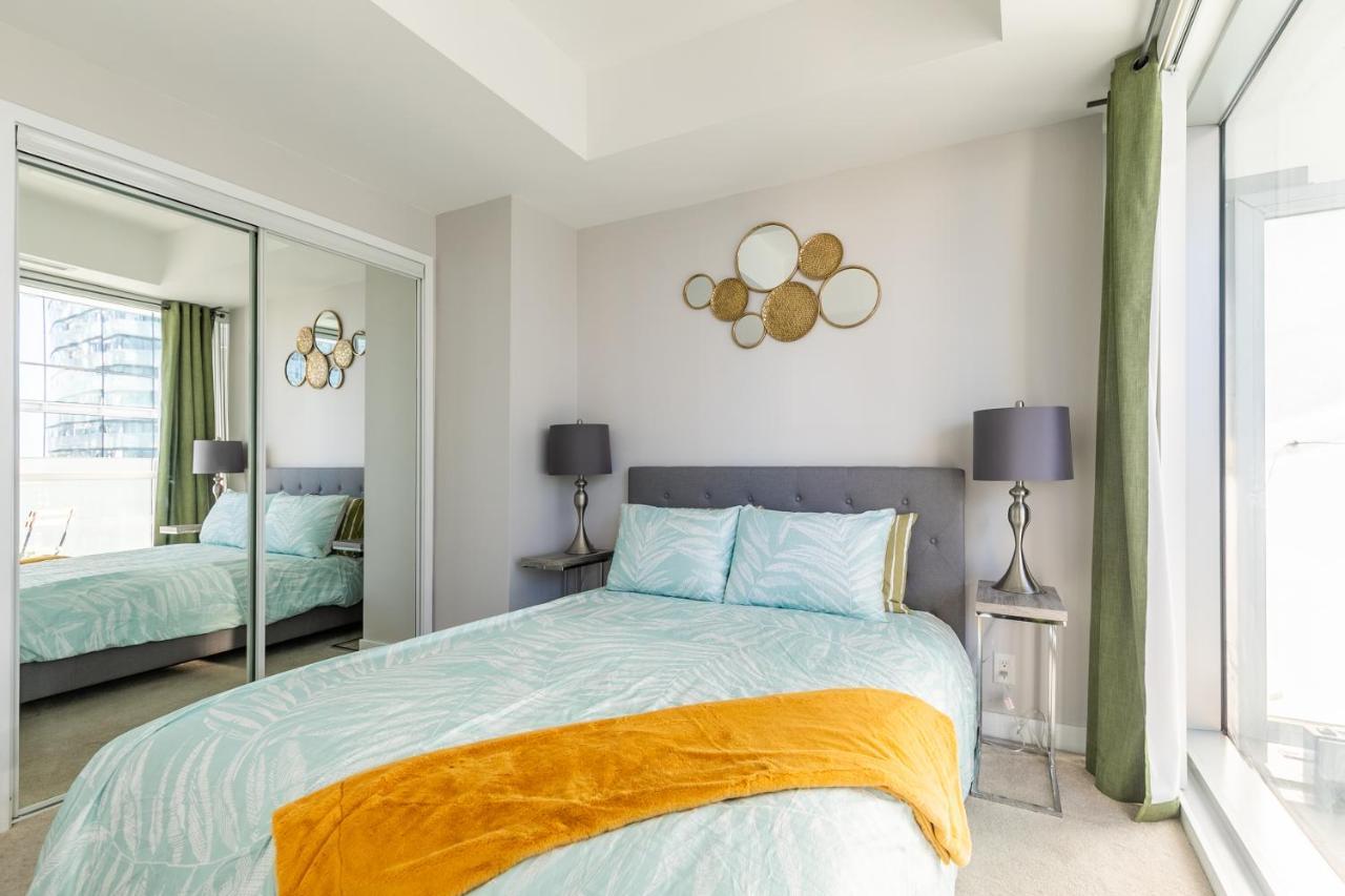 Marvelous Apartments In The Heart Of Toronto Exteriör bild