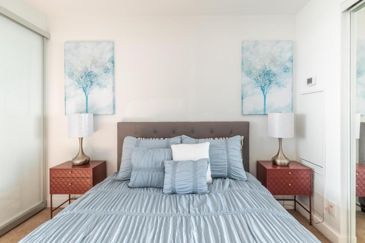 Marvelous Apartments In The Heart Of Toronto Exteriör bild